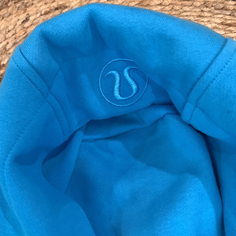 NWT kayak blue scuba full-zip hoodie lululemon athletica size 8 - Picture 5 of 5
